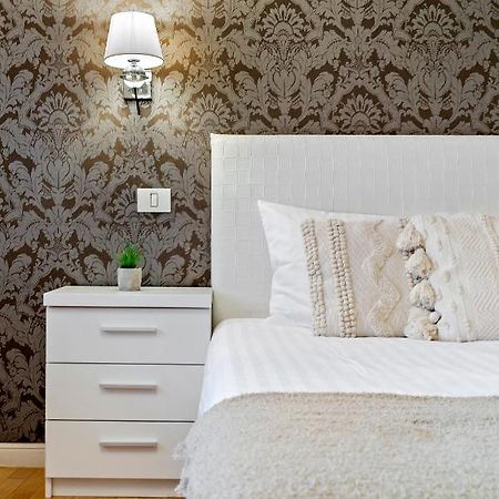 City Heart Retreat Elegant Apartment Bukurešť Exteriér fotografie