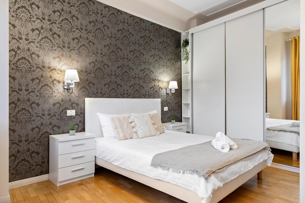 City Heart Retreat Elegant Apartment Bukurešť Exteriér fotografie