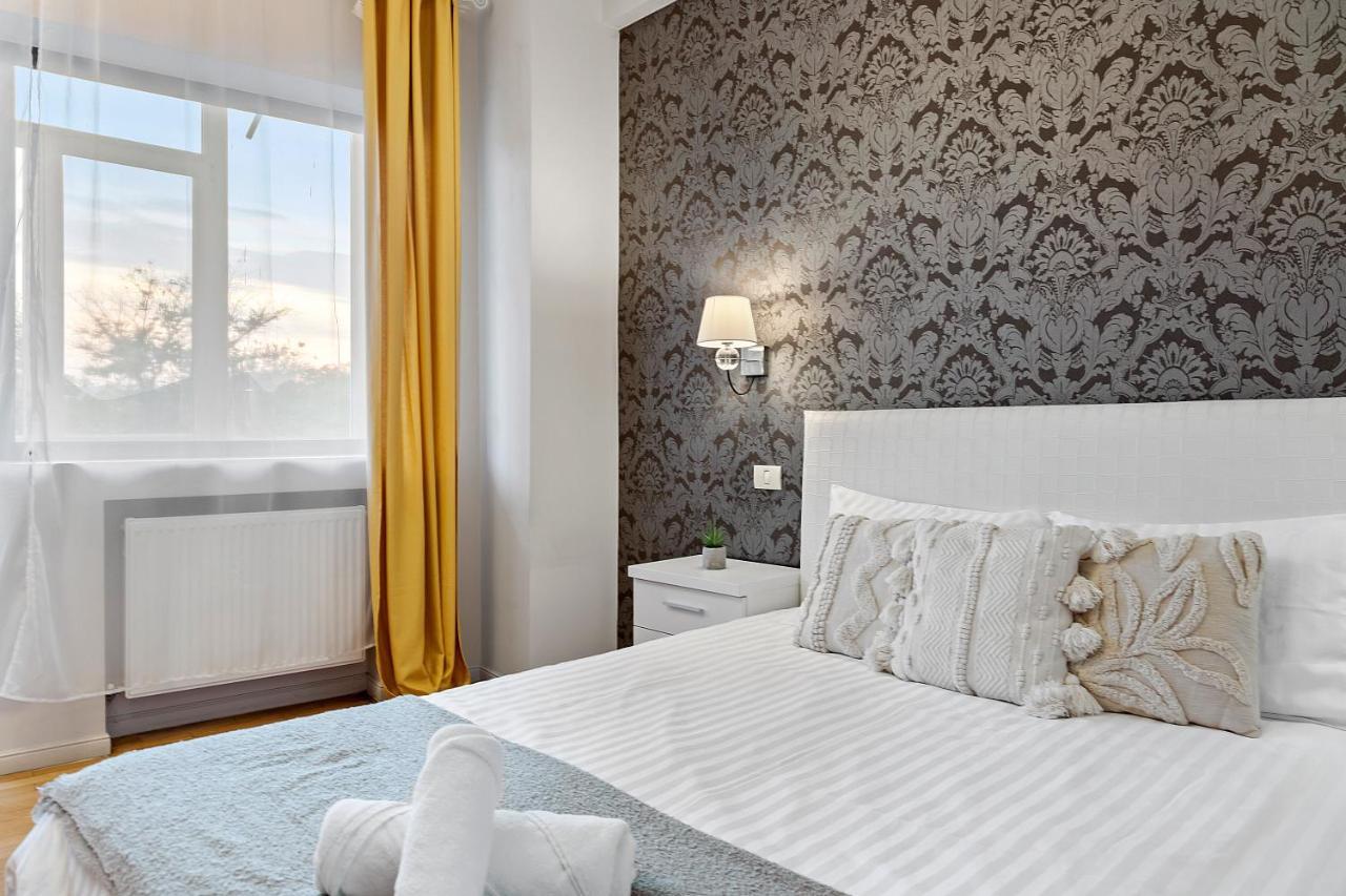 City Heart Retreat Elegant Apartment Bukurešť Exteriér fotografie