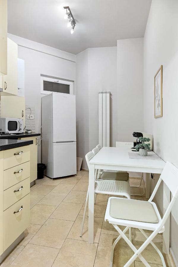 City Heart Retreat Elegant Apartment Bukurešť Exteriér fotografie